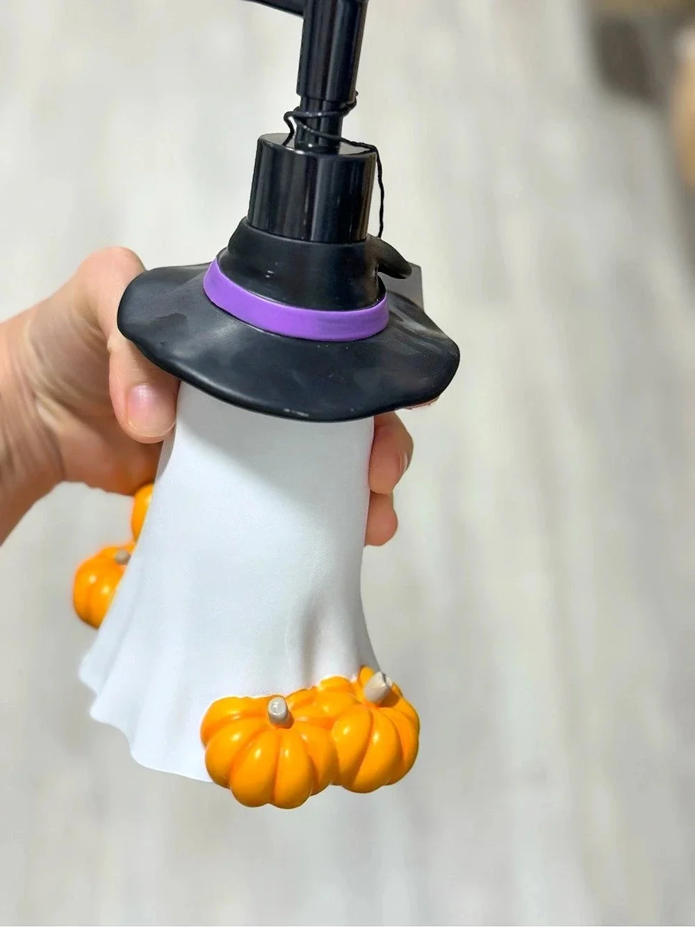 N/A halloween ghost